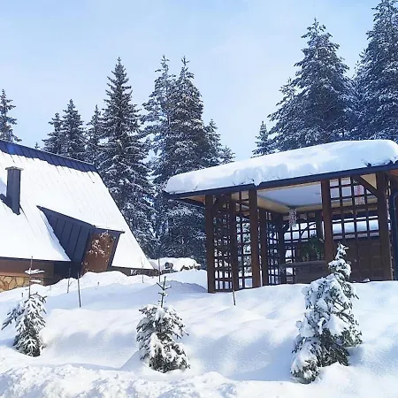 Dunja Villa *